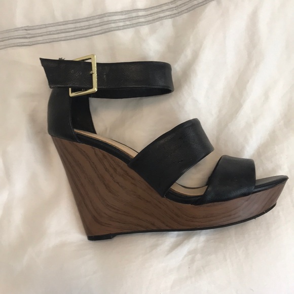 jessica simpson black wedges